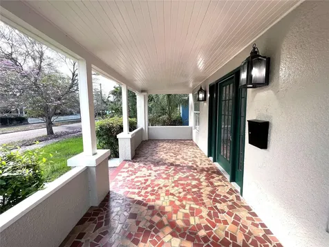 1240 15th Street N St Petersburg FL 33705