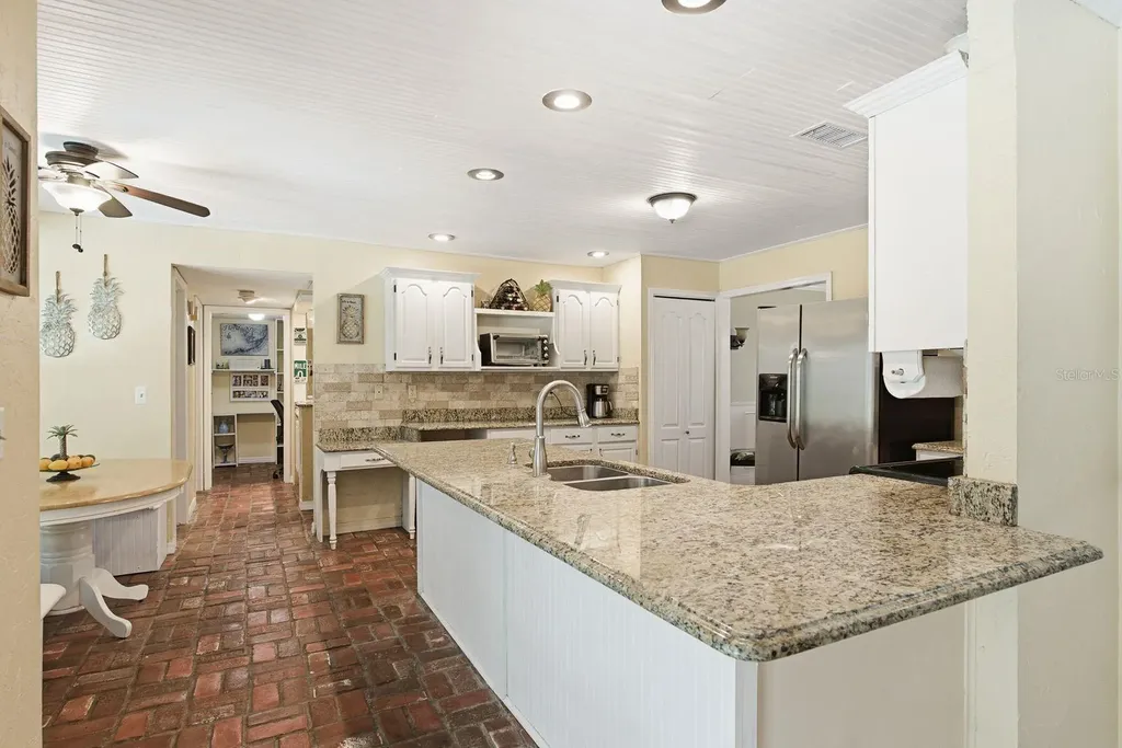 1125 Spanish Oaks Drive W Palm Harbor FL 34683