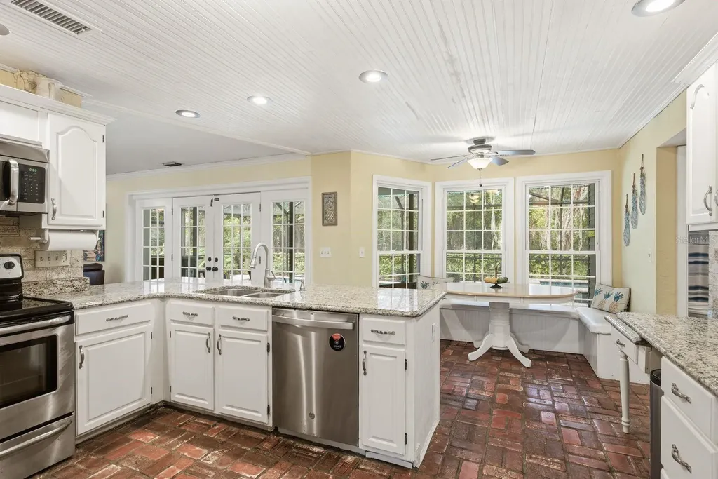 1125 Spanish Oaks Drive W Palm Harbor FL 34683