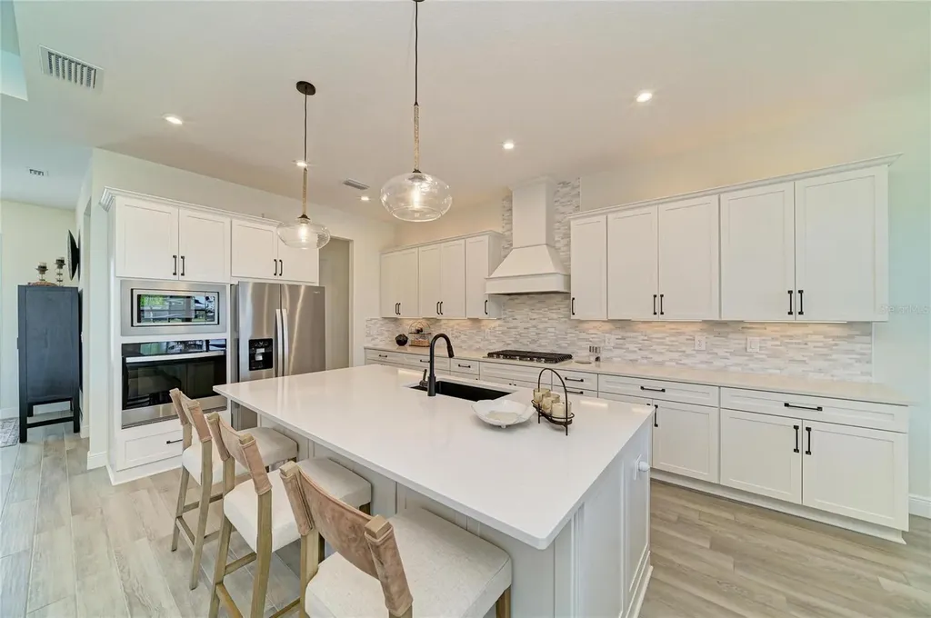 8533 Beechlake Court Sarasota FL 34240