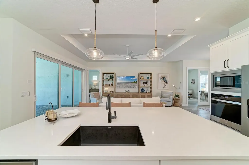 8533 Beechlake Court Sarasota FL 34240