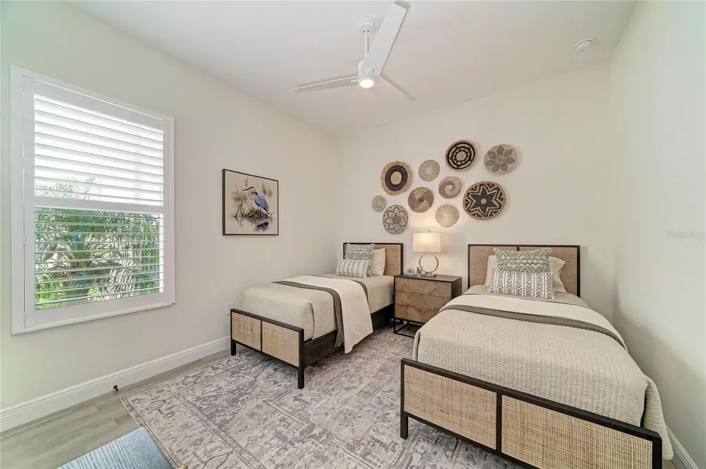 8533 Beechlake Court Sarasota FL 34240