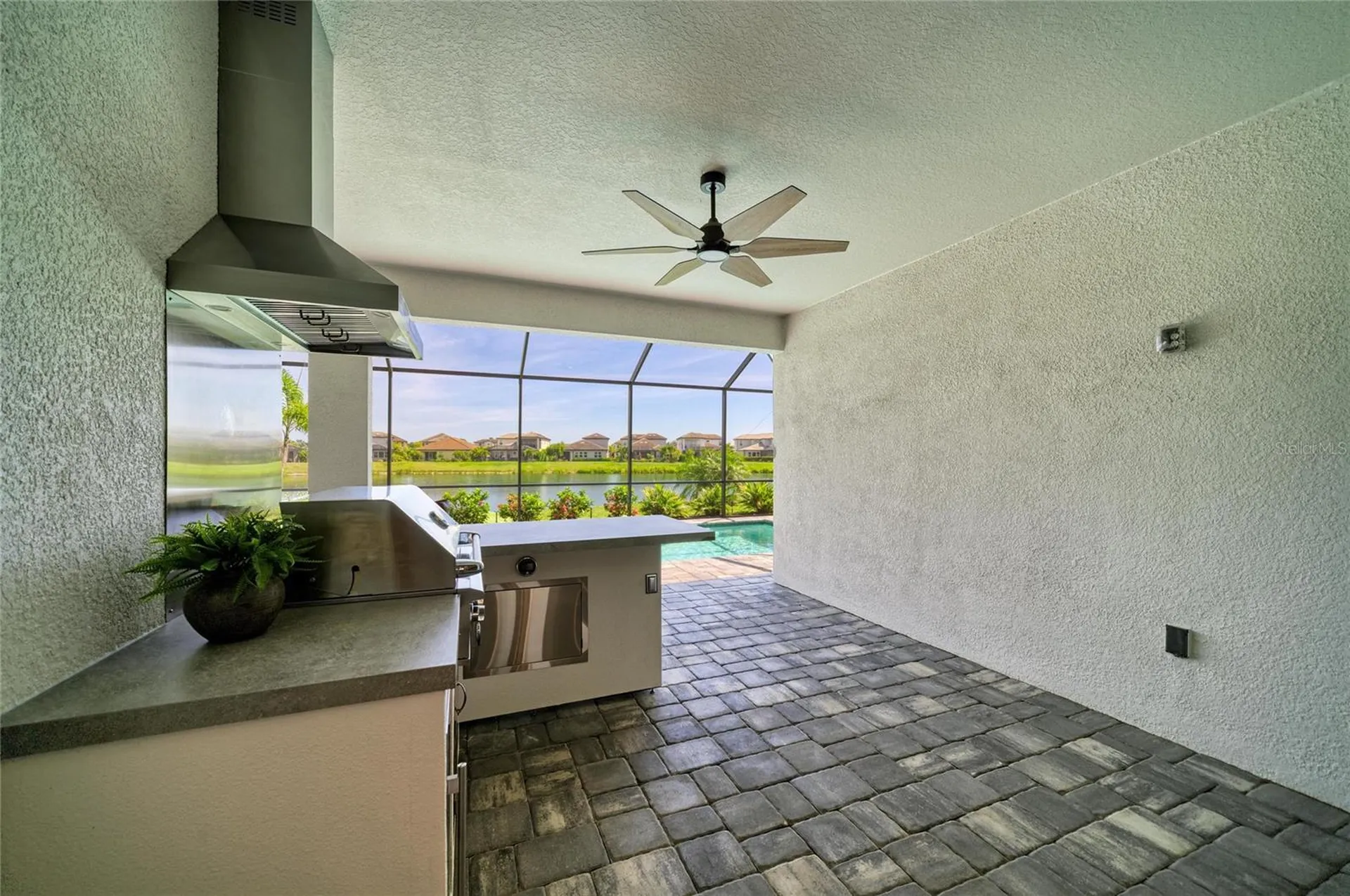 8533 Beechlake Court Sarasota FL 34240