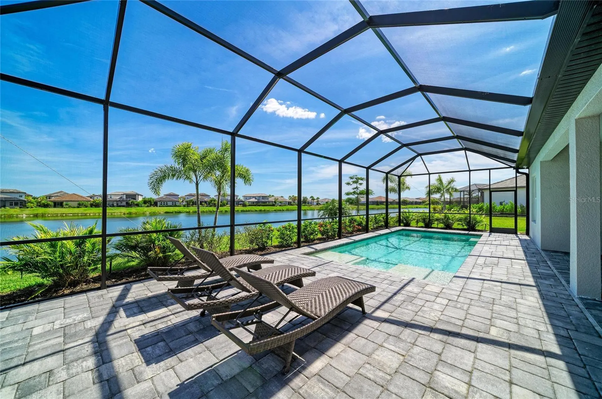8533 Beechlake Court Sarasota FL 34240