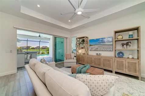 8533 Beechlake Court Sarasota FL 34240