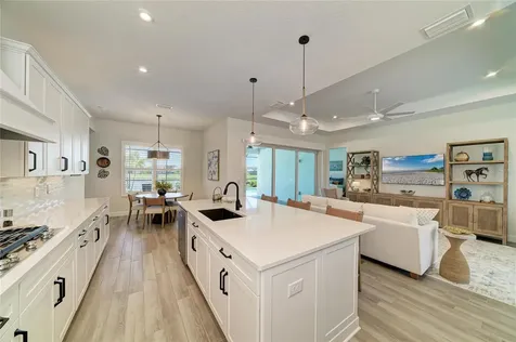 8533 Beechlake Court Sarasota FL 34240