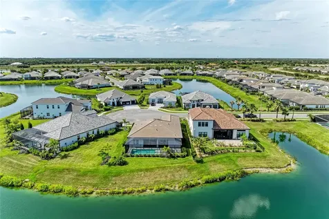 8533 Beechlake Court Sarasota FL 34240
