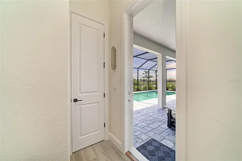 8533 Beechlake Court Sarasota FL 34240