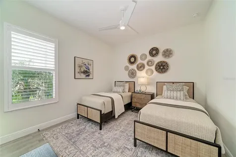 8533 Beechlake Court Sarasota FL 34240