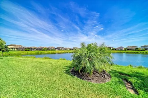 8533 Beechlake Court Sarasota FL 34240