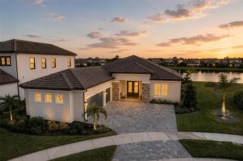 8533 Beechlake Court Sarasota FL 34240