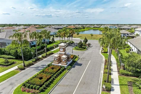 8533 Beechlake Court Sarasota FL 34240