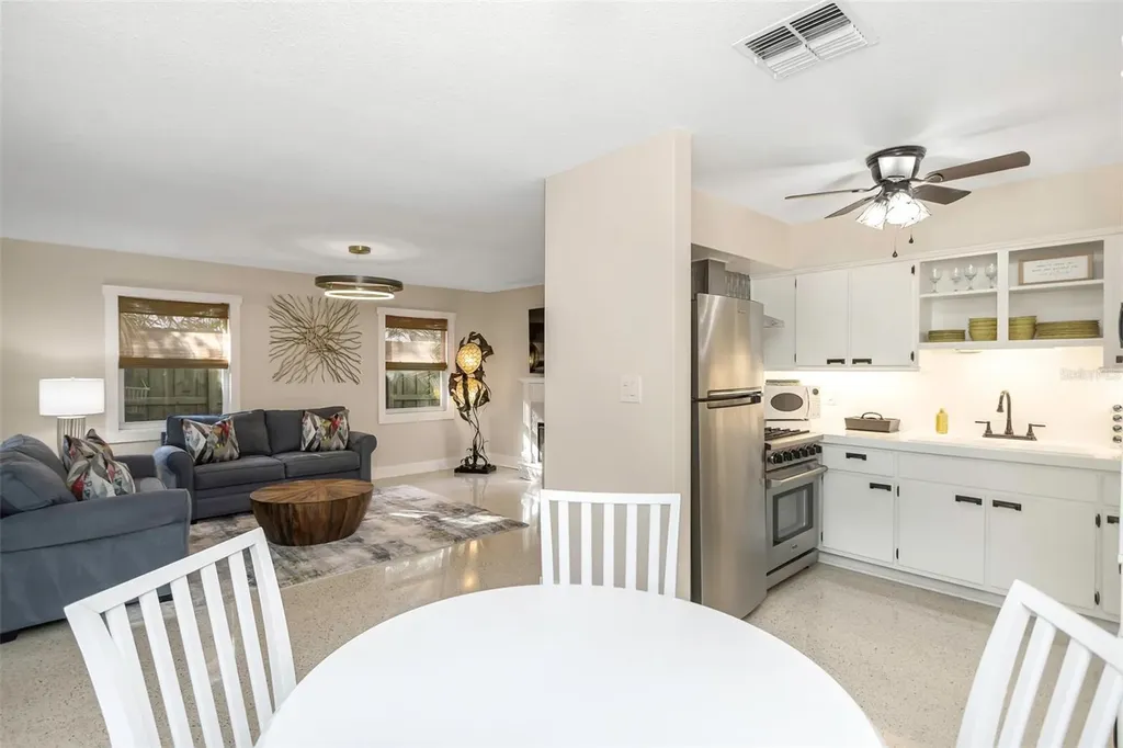116 Read Street Tarpon Springs FL 34689