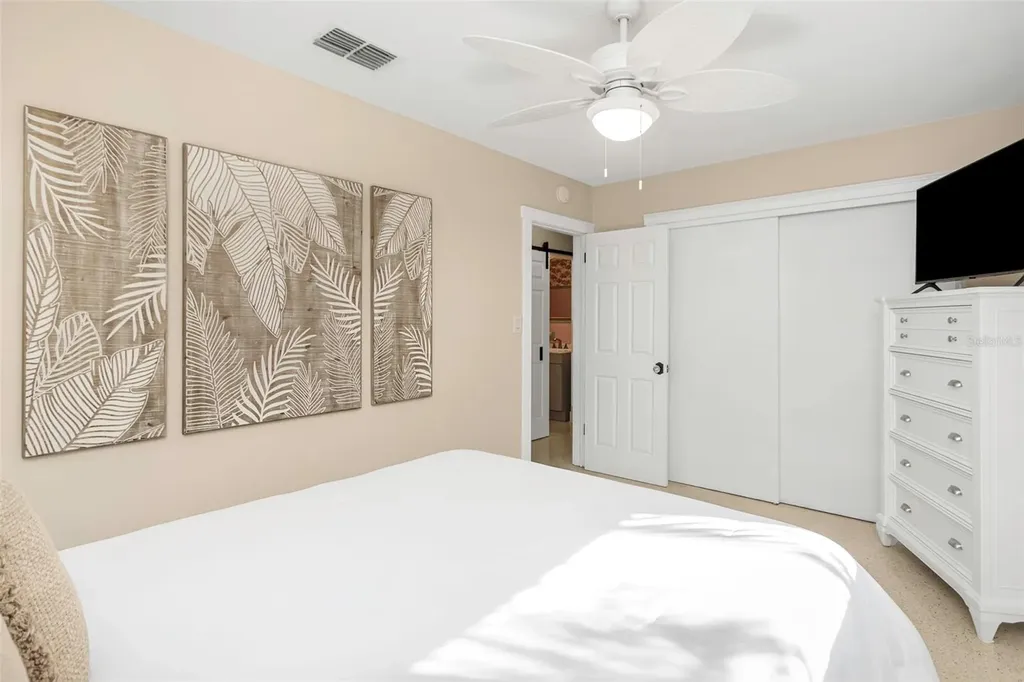 116 Read Street Tarpon Springs FL 34689