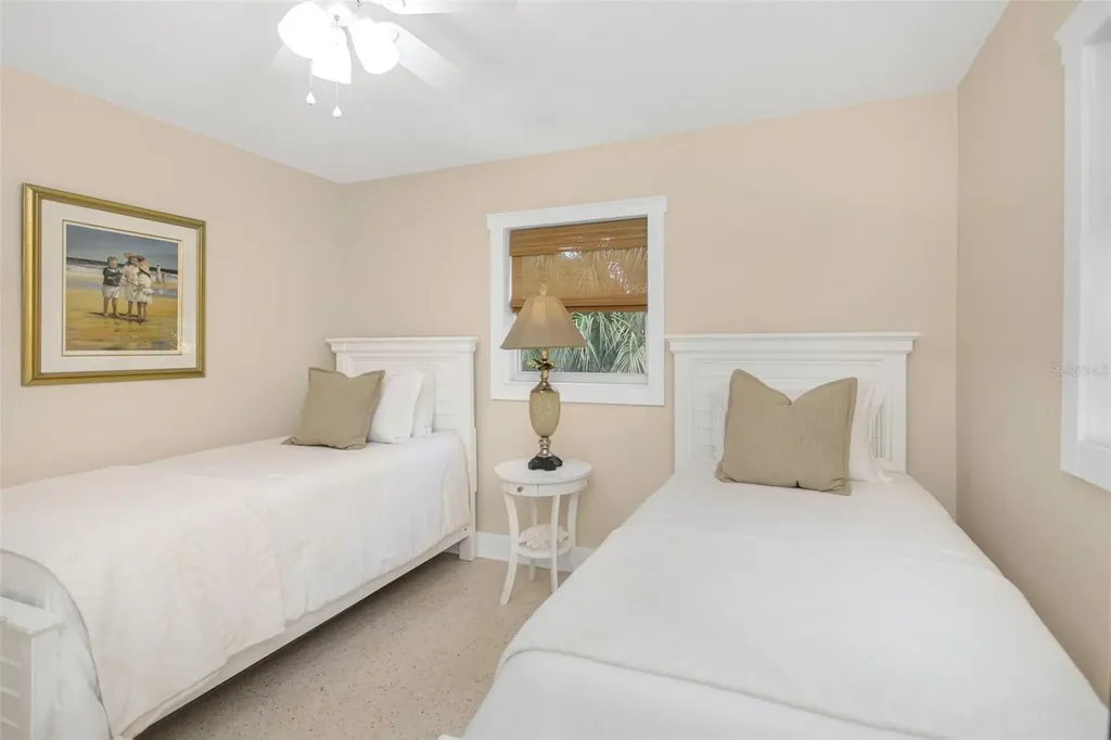 116 Read Street Tarpon Springs FL 34689
