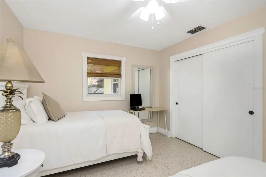 116 Read Street Tarpon Springs FL 34689