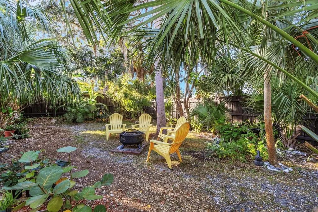 116 Read Street Tarpon Springs FL 34689