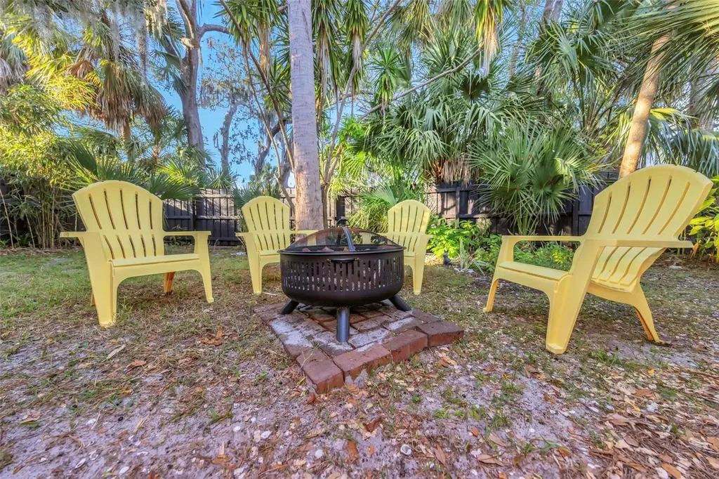 116 Read Street Tarpon Springs FL 34689