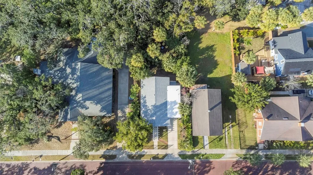 116 Read Street Tarpon Springs FL 34689