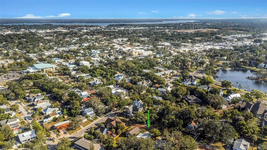 116 Read Street Tarpon Springs FL 34689