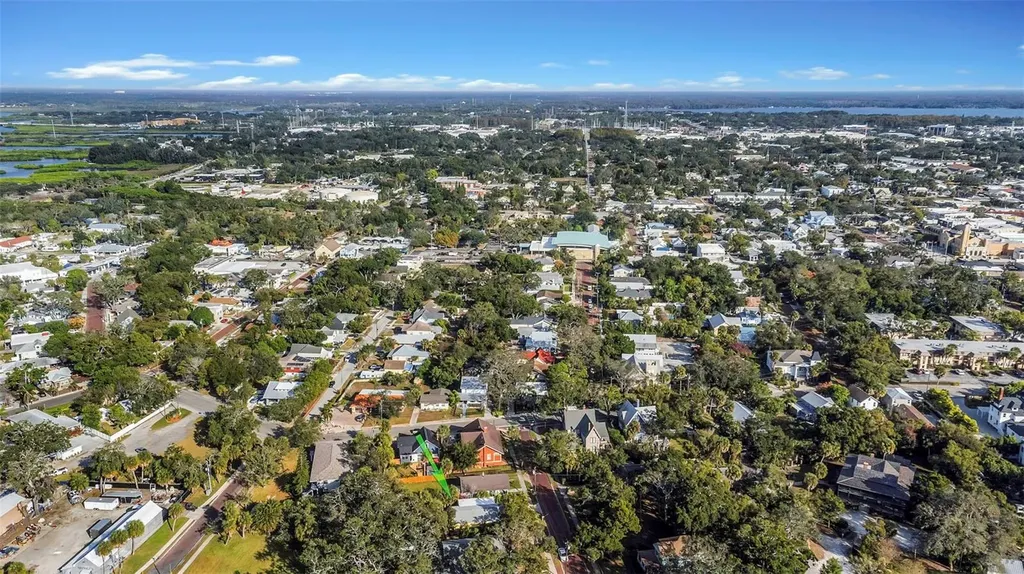 116 Read Street Tarpon Springs FL 34689