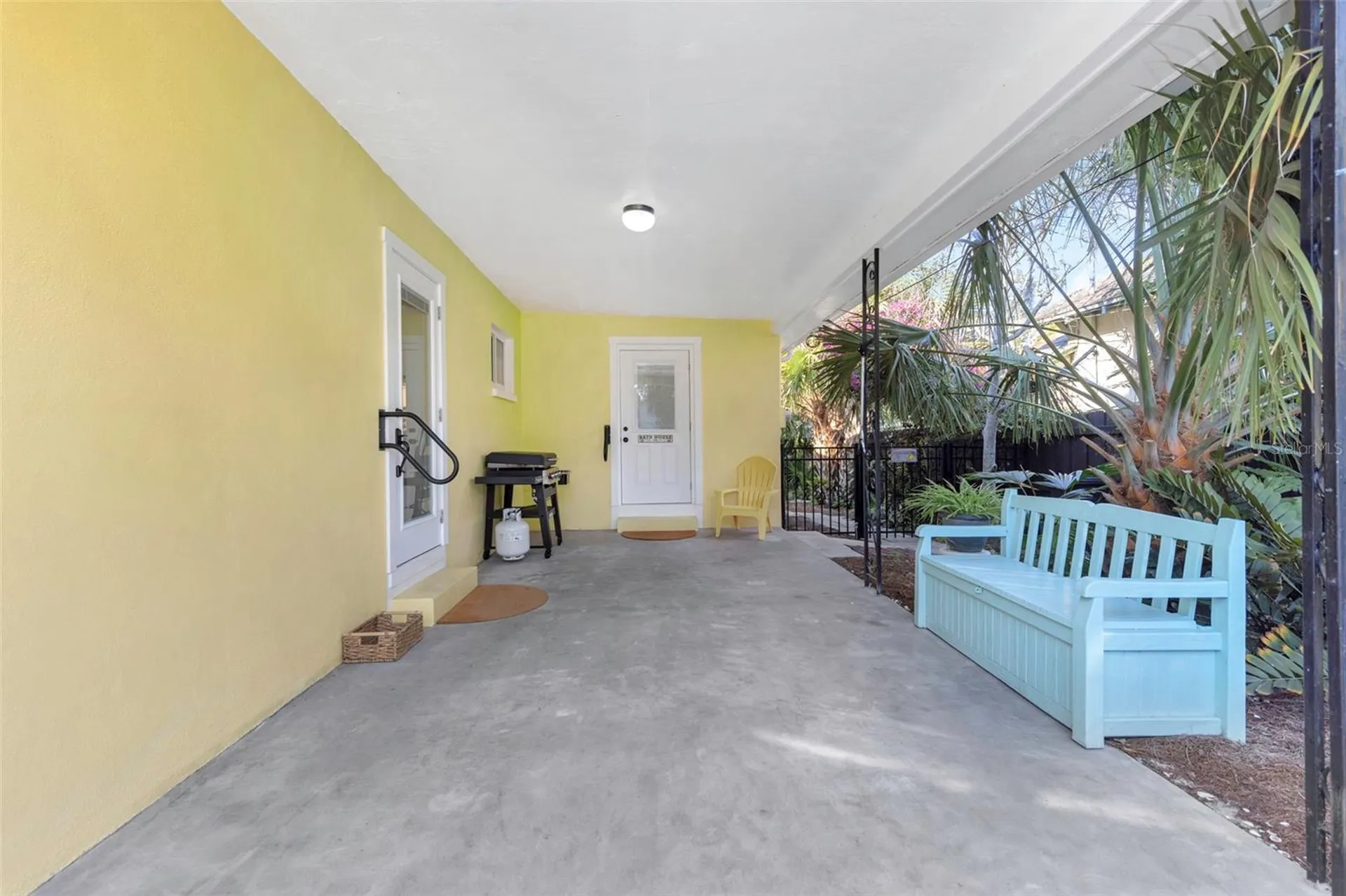116 Read Street Tarpon Springs FL 34689