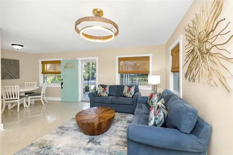 116 Read Street Tarpon Springs FL 34689