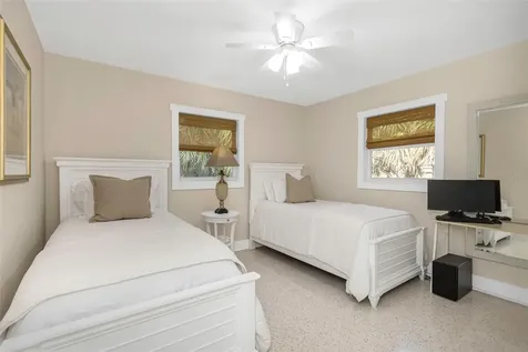 116 Read Street Tarpon Springs FL 34689