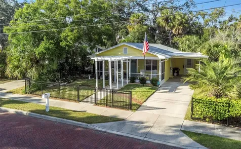 116 Read Street Tarpon Springs FL 34689