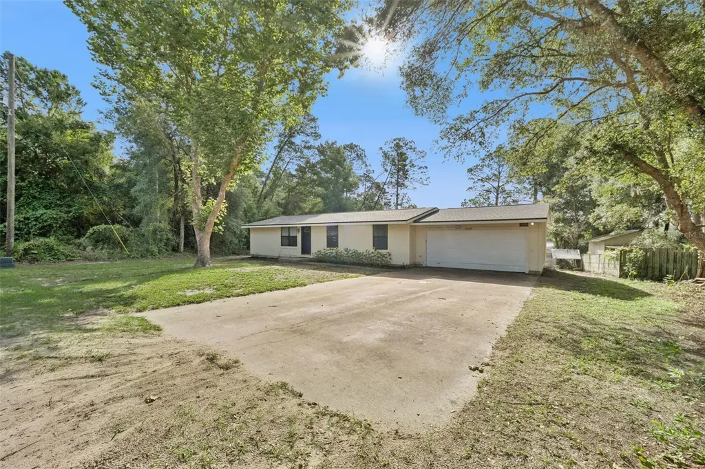 42146 Pine Valley Drive Paisley FL 32767