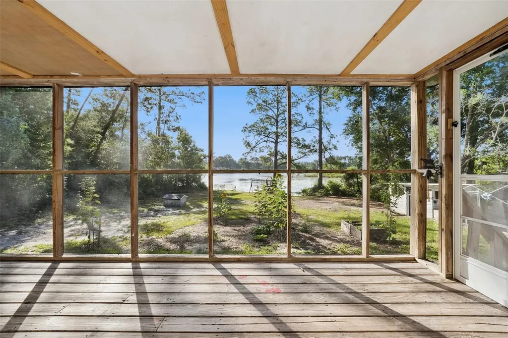 42146 Pine Valley Drive Paisley FL 32767