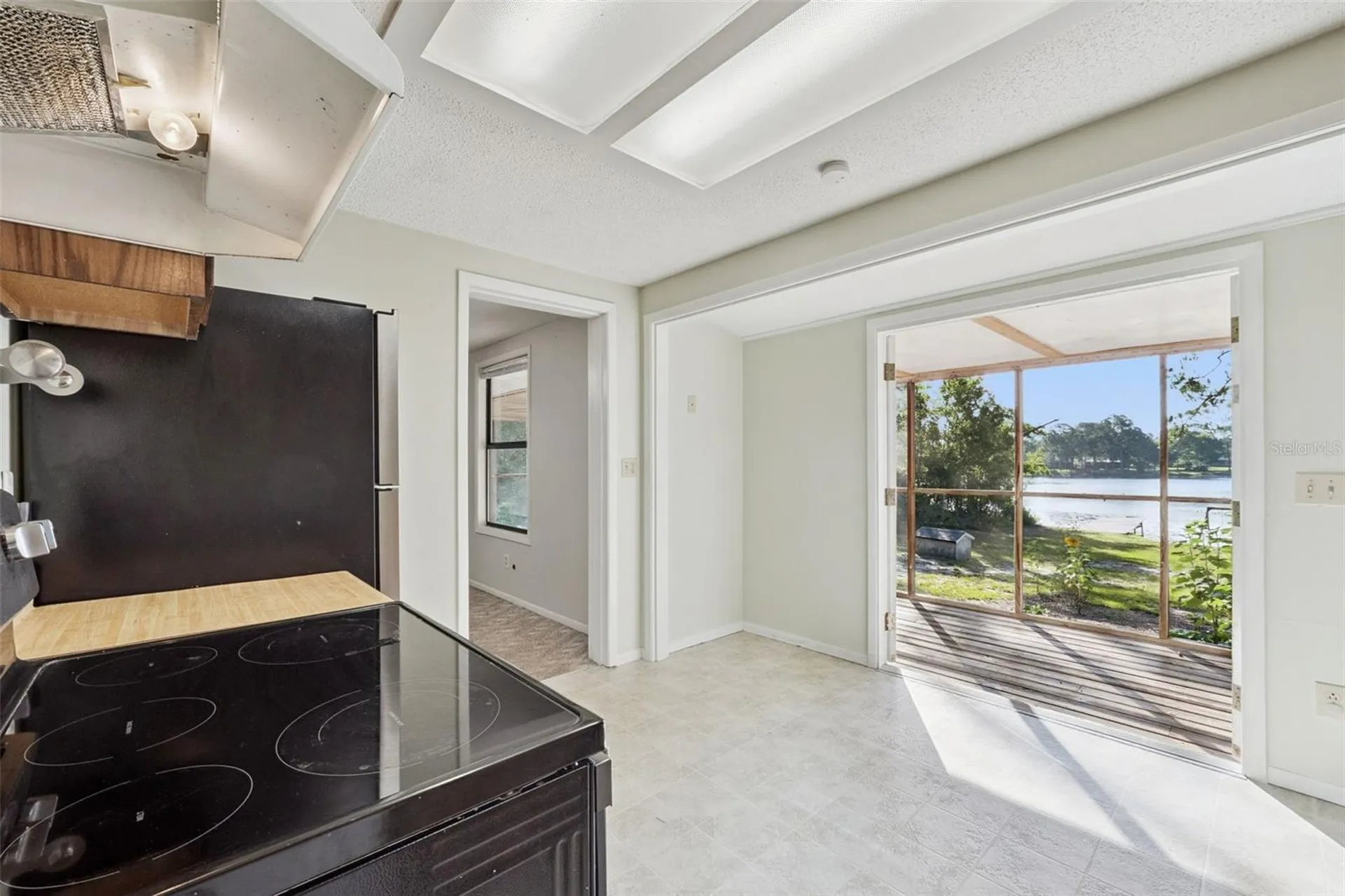 42146 Pine Valley Drive Paisley FL 32767