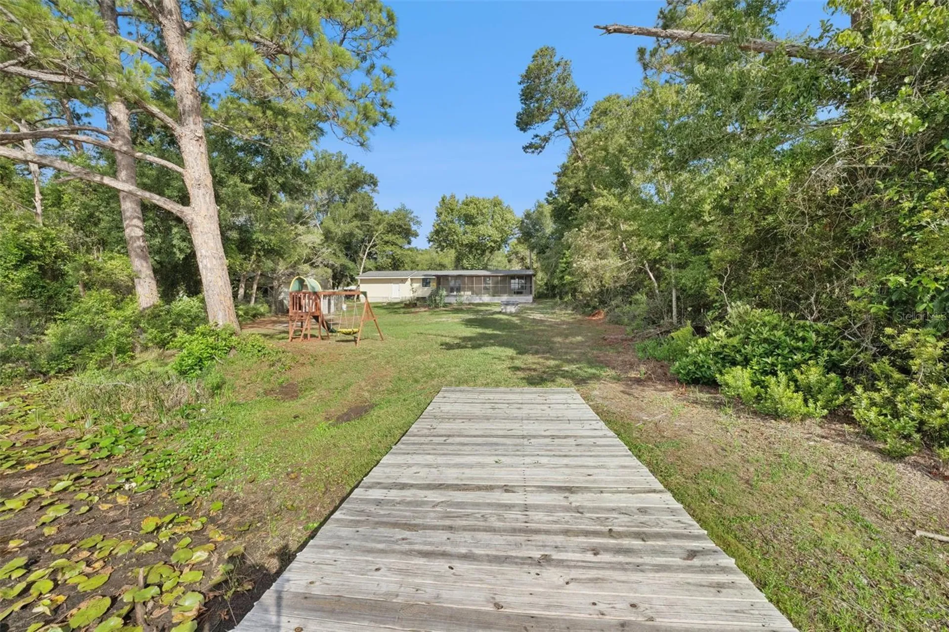 42146 Pine Valley Drive Paisley FL 32767