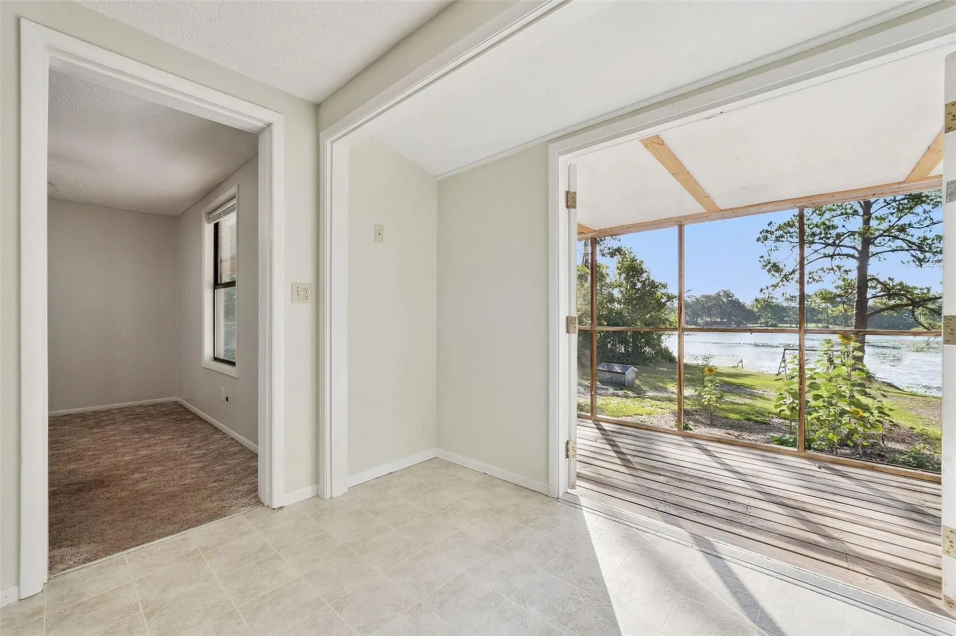 42146 Pine Valley Drive Paisley FL 32767