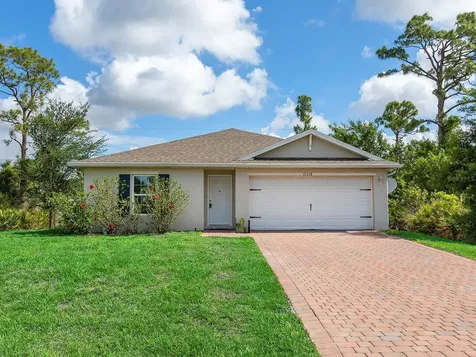 12168 Grosspoint Avenue Port Charlotte FL 33981