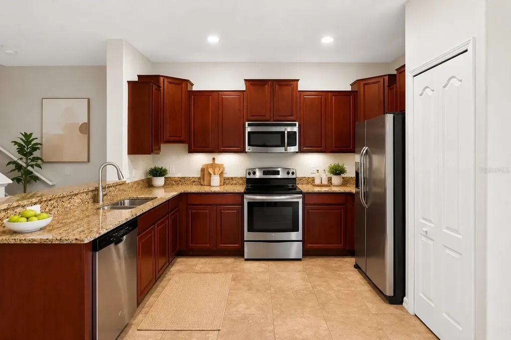 2224 Golden Falcon Drive Ruskin FL 33570