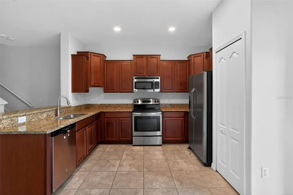 2224 Golden Falcon Drive Ruskin FL 33570