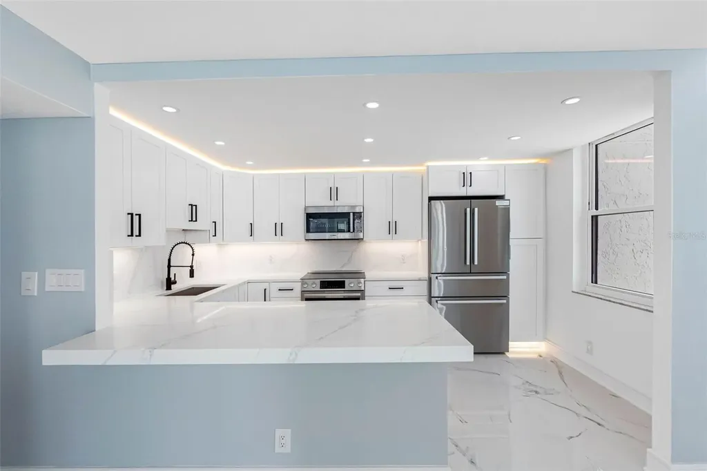 1400 Gulf Boulevard Clearwater Beach FL 33767