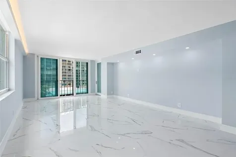 1400 Gulf Boulevard Clearwater Beach FL 33767