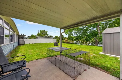 6819 Meadowlawn Drive N St Petersburg FL 33702