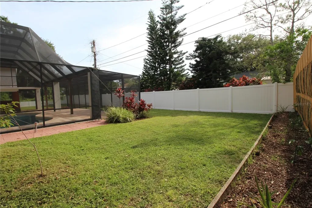 2436 Navarez Avenue Safety Harbor FL 34695