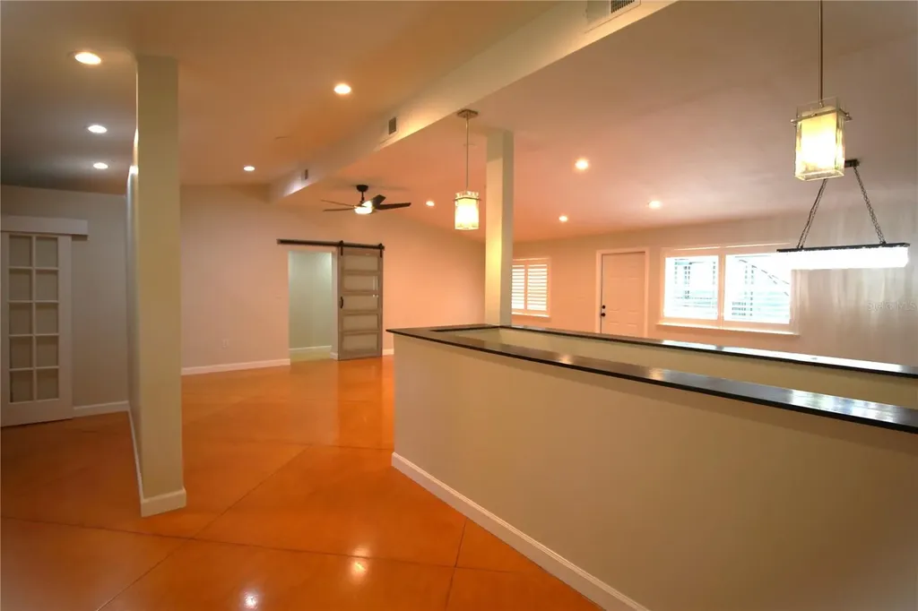 2436 Navarez Avenue Safety Harbor FL 34695