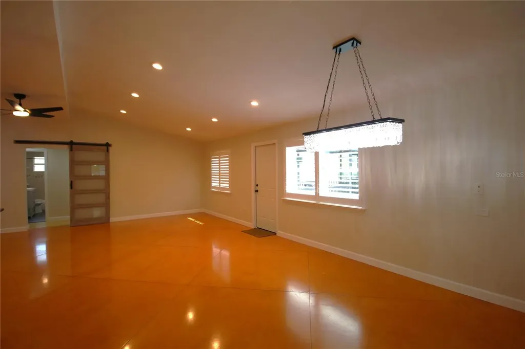 2436 Navarez Avenue Safety Harbor FL 34695