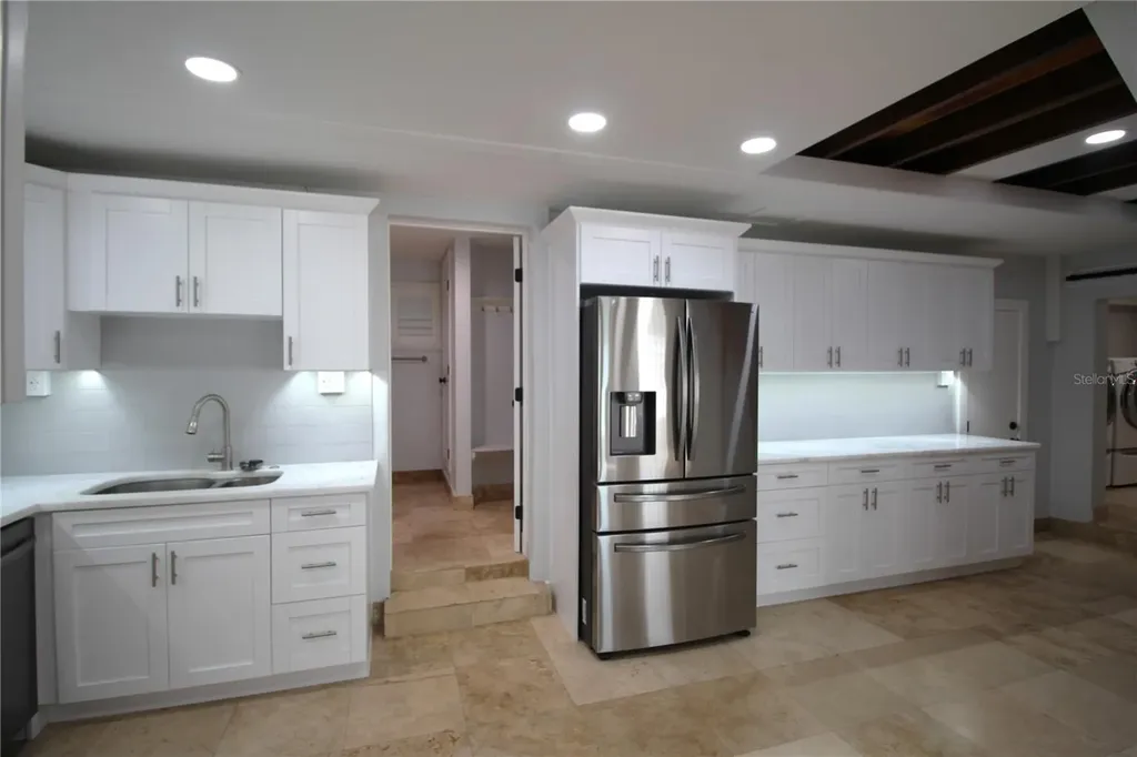2436 Navarez Avenue Safety Harbor FL 34695