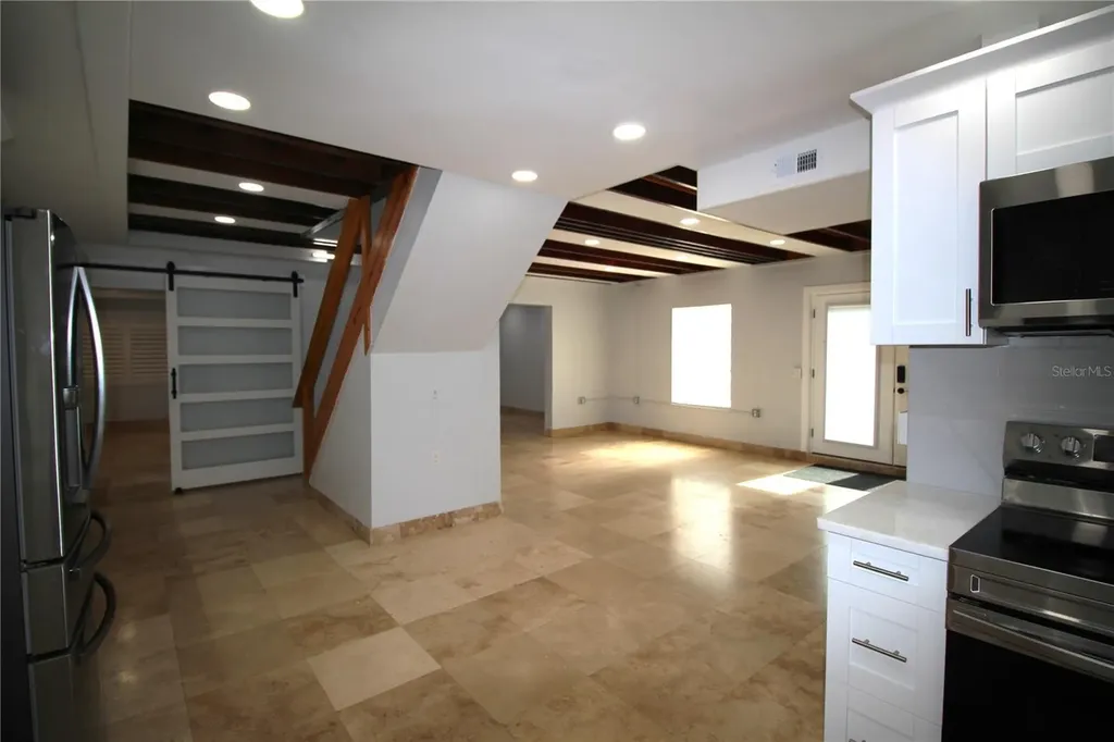 2436 Navarez Avenue Safety Harbor FL 34695