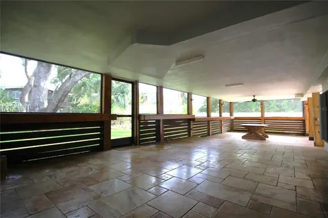 2436 Navarez Avenue Safety Harbor FL 34695