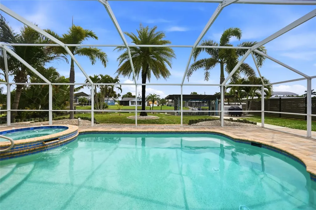 1433 Lemon Bay Drive Englewood FL 34223