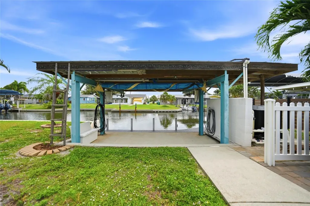 1433 Lemon Bay Drive Englewood FL 34223
