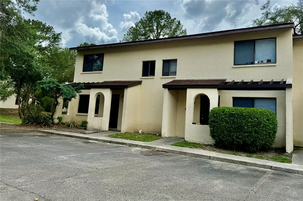 2735 SW 35th Place Gainesville FL 32608