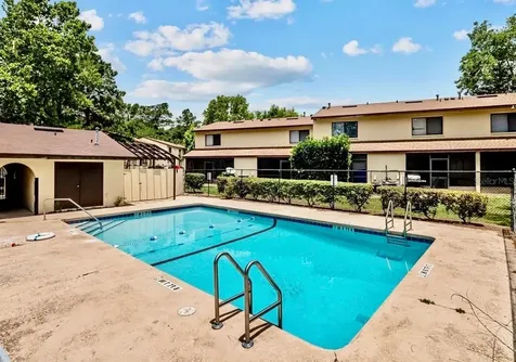 2735 SW 35th Place Gainesville FL 32608